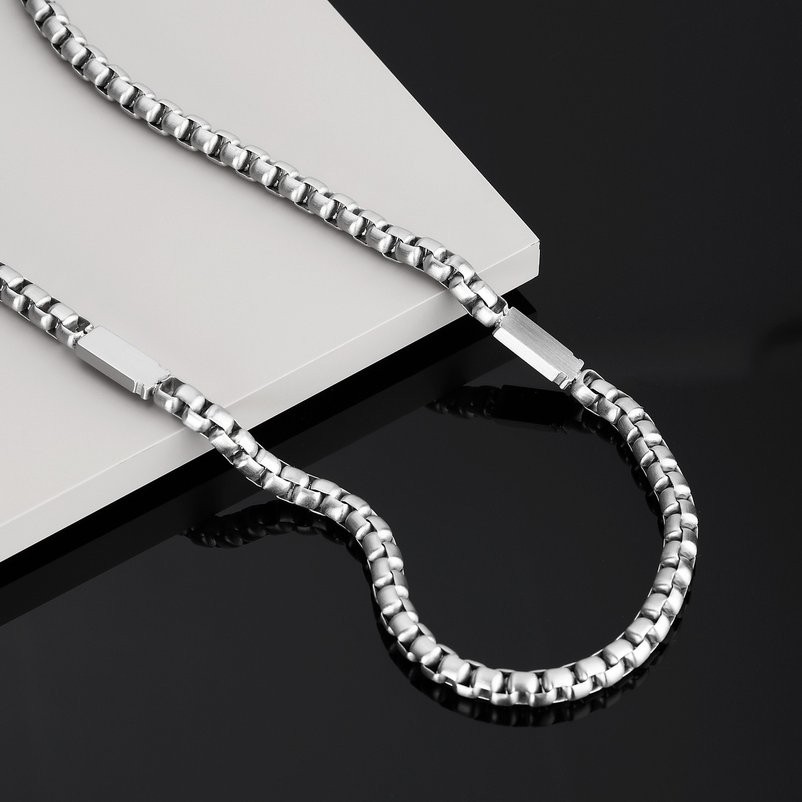 SRP Never Fall　 Luminous Daybreak Buty do koszykówki uniseks UA Lockdown 7 Low Buty do